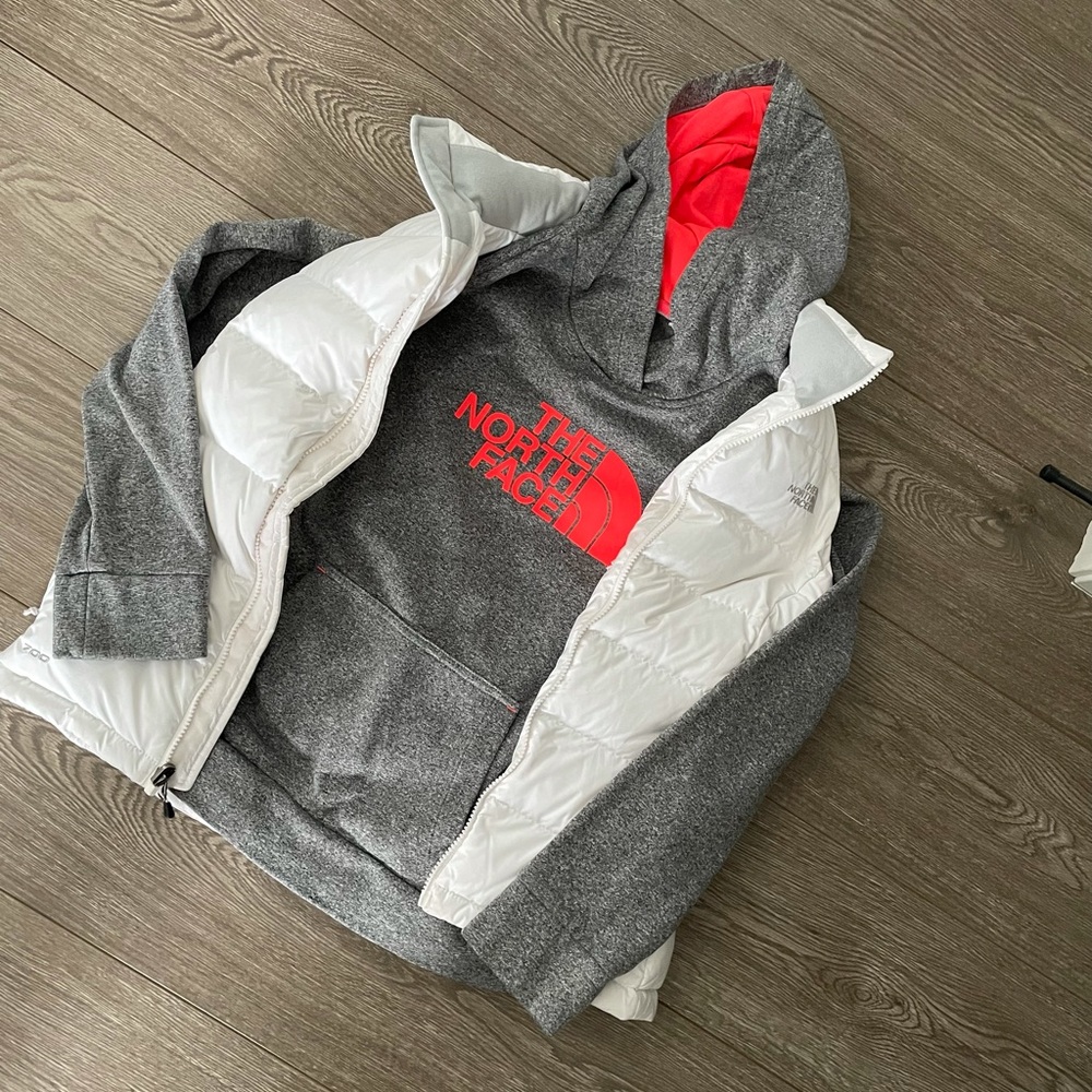 North face sweatshirt size medium. North face white vest size small